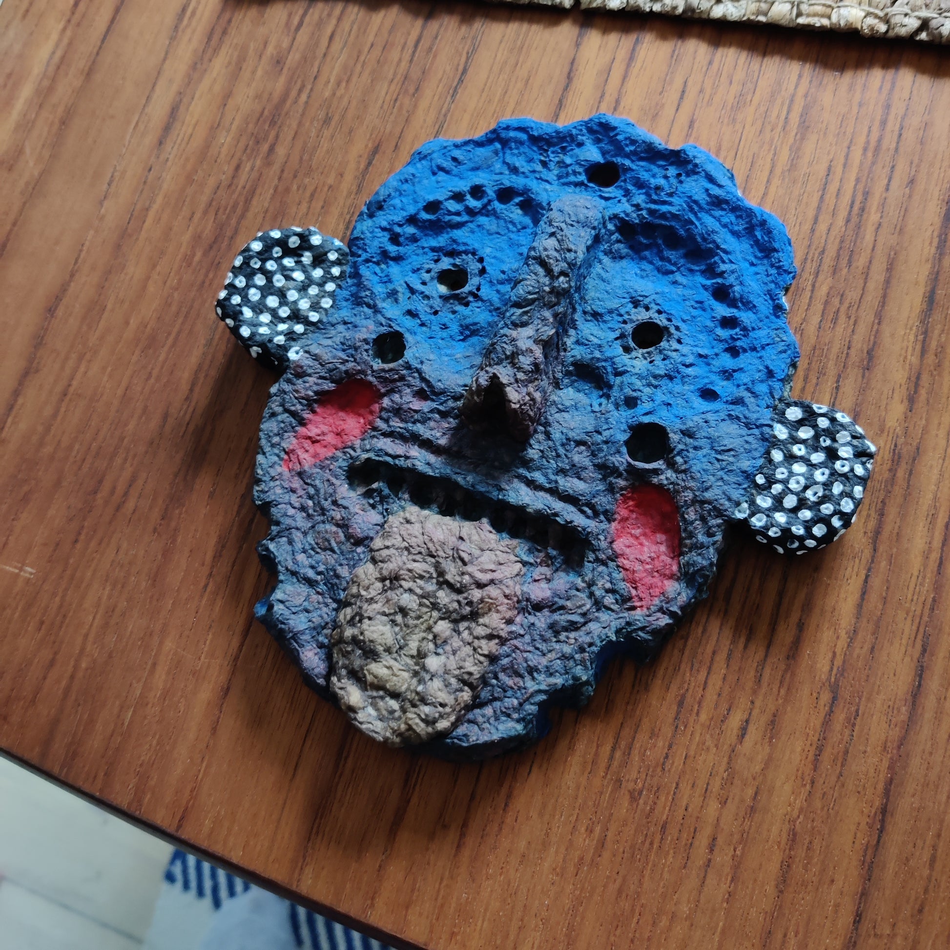 paper clay mask for teh walls. A eco-friendly sculpture.